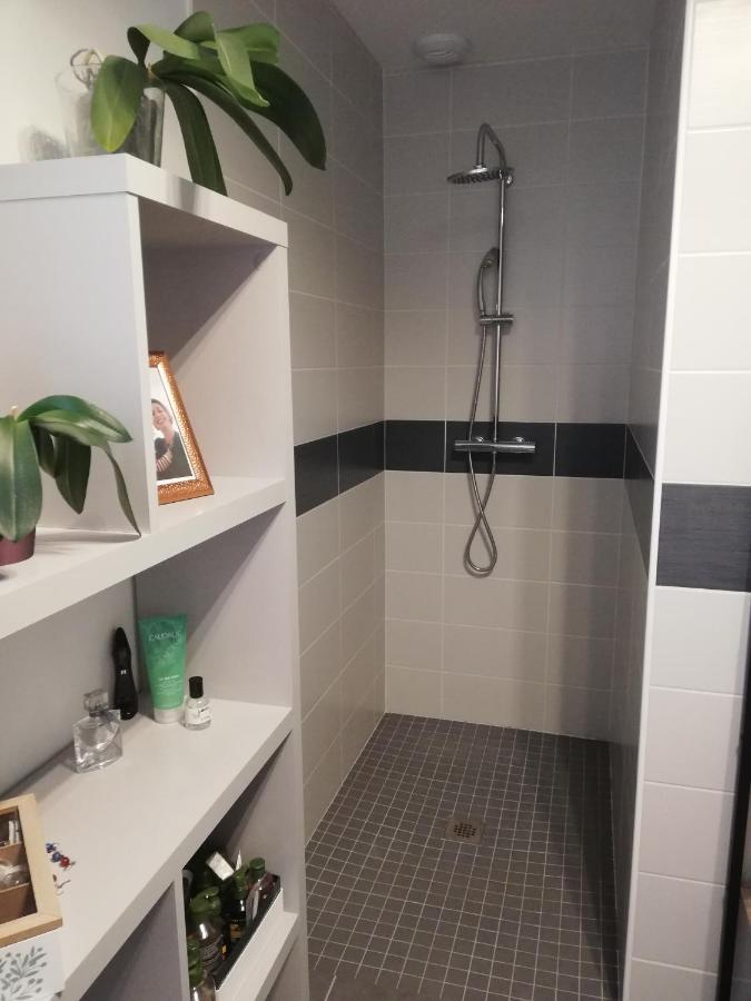 Chambre D'Hotes Chez Sandrine Guîtres Εξωτερικό φωτογραφία