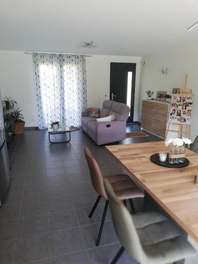 Chambre D'Hotes Chez Sandrine Guîtres Εξωτερικό φωτογραφία